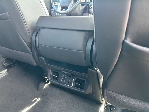 Used 2025 GMC Sierra 1500 SLT image 41