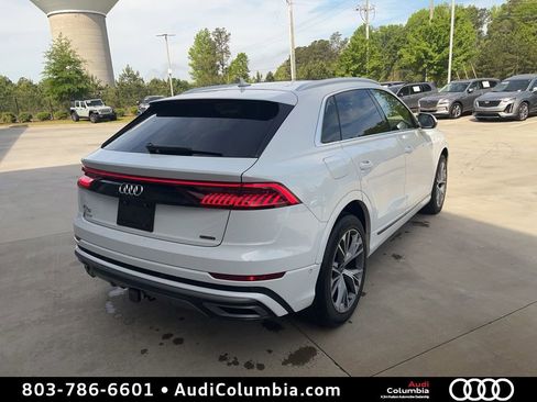 Used 2021 Audi Q8 Premium Plus w/ Premium Plus Package AWD/4WD image 4