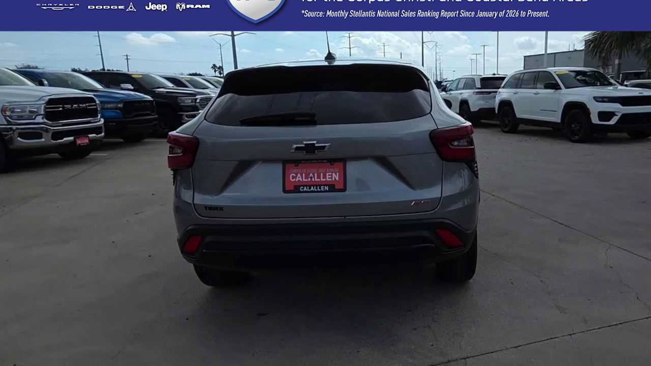 Used 2024 Chevrolet Trax RS w/ Driver Confidence Package FWD image 7
