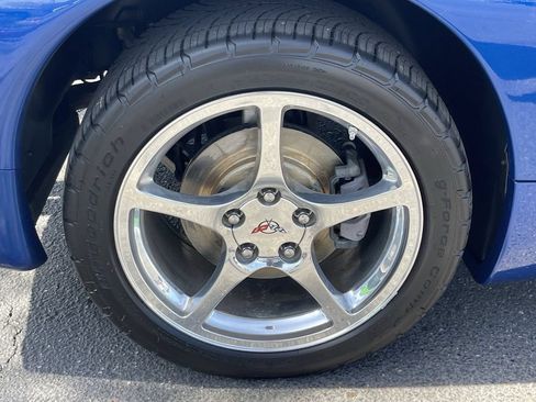 Used 2003 Chevrolet Corvette Convertible w/ Preferred Equipment Group1 RWD image 11