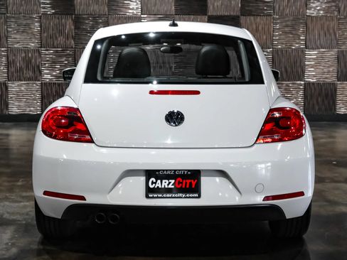 Used 2015 Volkswagen Beetle 1.8T FWD image 6