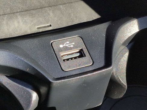 Used 2023 BMW M4 xDrive Competition image 31