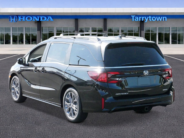 New 2027 Honda Odyssey Touring image 3
