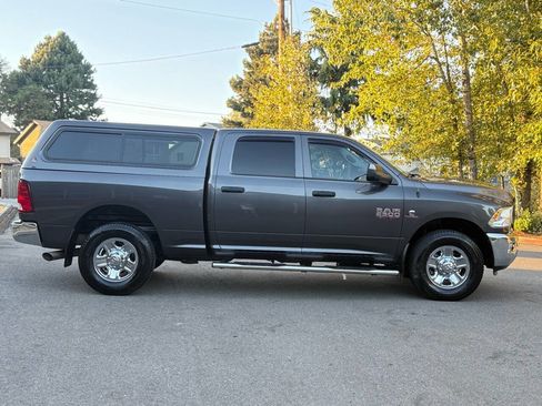 Used 2017 RAM 2500 Tradesman w/ Chrome Appearance Group image 4