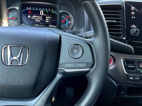 Used 2022 Honda Pilot Sport image 14