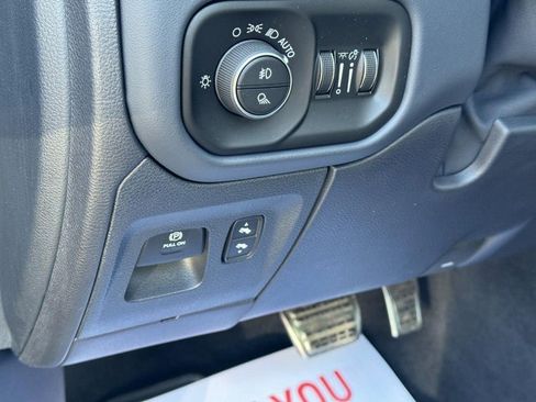 Used 2022 RAM 1500 Limited image 17