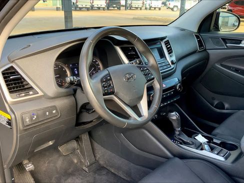 Used 2017 Hyundai Tucson Sport image 16