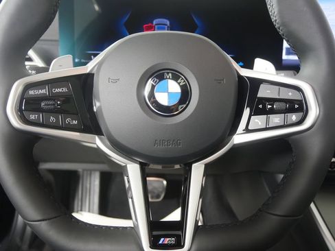 Used 2026 BMW 330i Sedan w/ M Sport Package RWD image 18