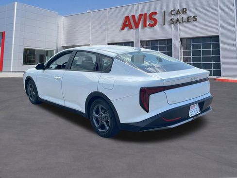 Used 2025 Kia K4 FWD image 9