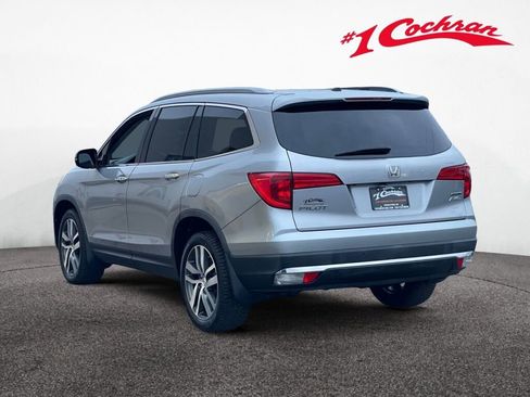 Used 2017 Honda Pilot Touring image 17
