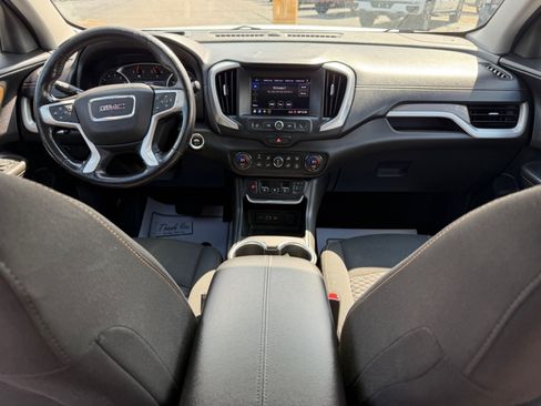 Used 2020 GMC Terrain SLE w/ Driver Convenience Package FWD image 10