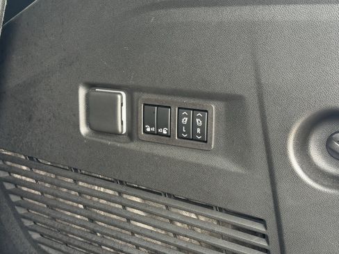 Certified 2023 Chevrolet Tahoe High Country image 6