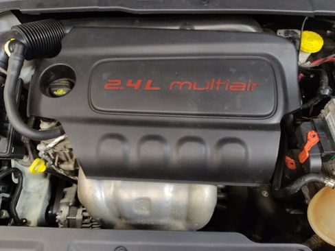 Used 2018 Jeep Compass Sport w/ Tech Group FWD image 30