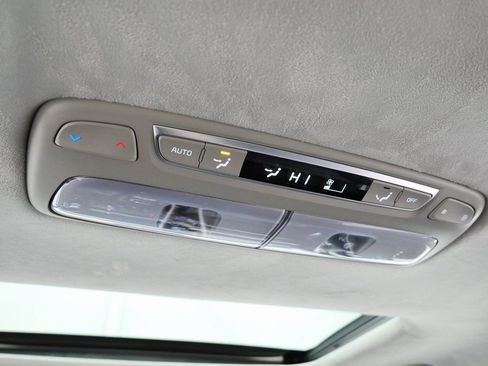 Used 2024 Kia Telluride SX Prestige AWD/4WD image 22