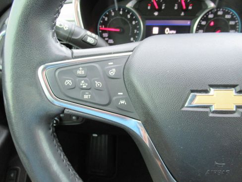 Used 2019 Chevrolet Equinox Premier FWD image 24