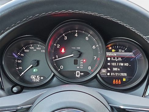 Used 2023 Porsche Macan image 22