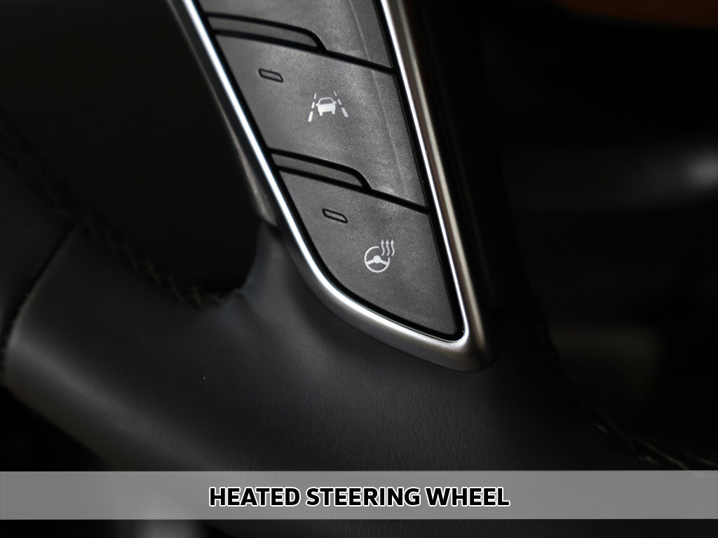 Used 2025 Cadillac XT5 Premium Luxury w/ LPO, Floor Liner Package AWD/4WD image 9