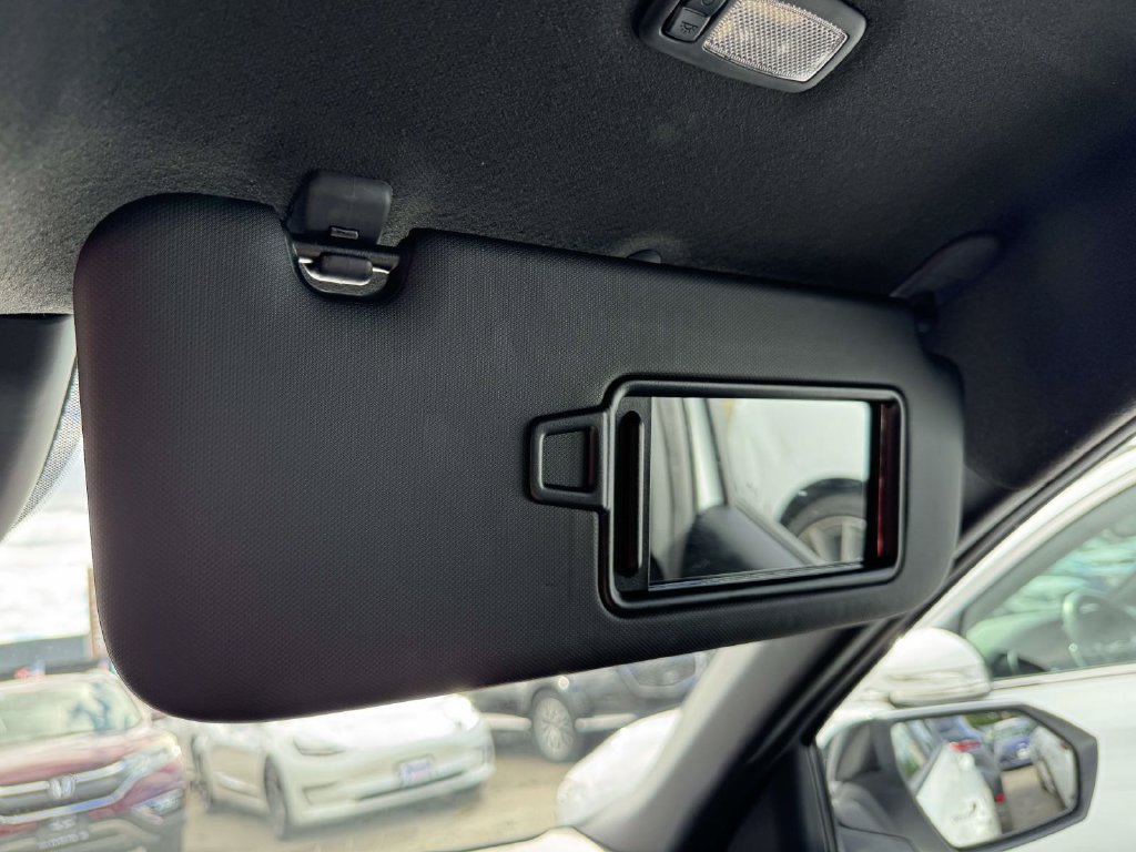 Used 2026 Hyundai Elantra Sport FWD image 29