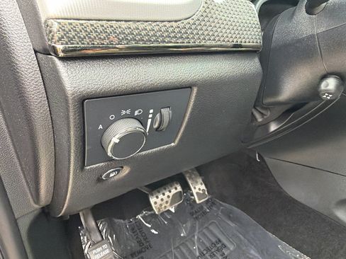 Used 2018 Jeep Grand Cherokee Trackhawk AWD/4WD image 26