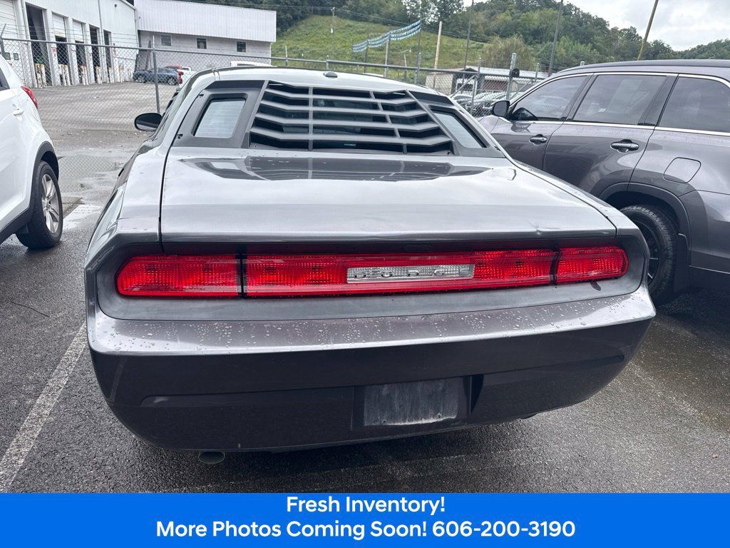 Used 2014 Dodge Challenger SXT w/ Sound Group RWD image 5