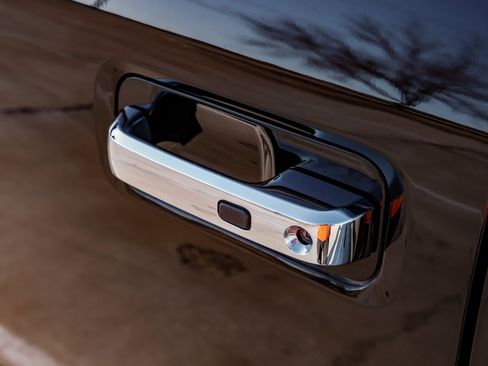 Used 2018 Ford F150 Platinum w/ Equipment Group 701A Luxury image 47