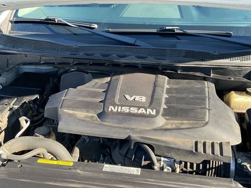 Used 2019 Nissan Titan Platinum Reserve w/ Platinum Utility Package image 21