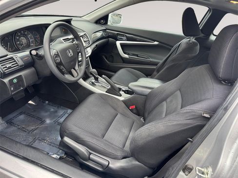 Used 2014 Honda Accord EX image 9