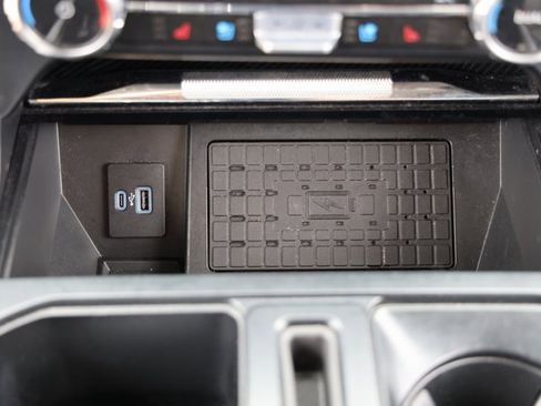 Used 2023 Ford F150 Limited image 23