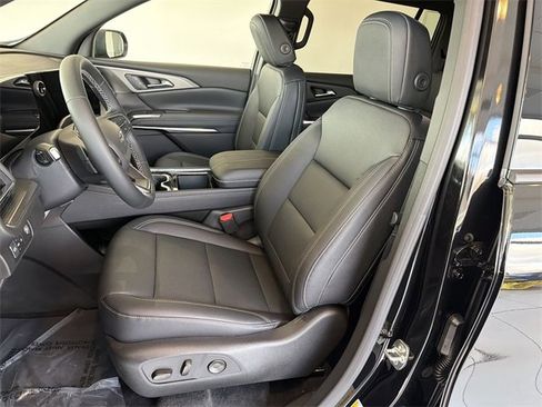 New 2026 Chevrolet Traverse LT w/ Midnight/Sport Edition image 22