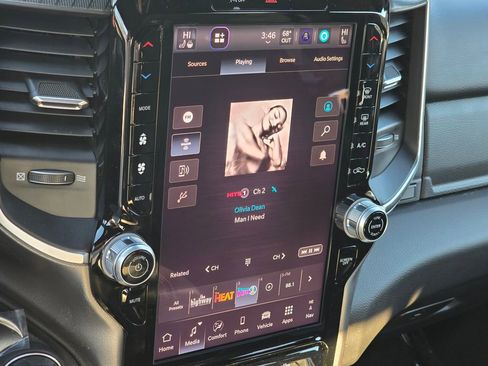 New 2026 RAM 1500 Big Horn AWD/4WD image 35