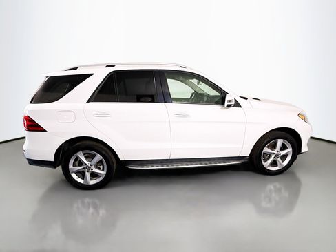 Used 2018 Mercedes-Benz GLE 350 w/ Premium 1 Package image 11