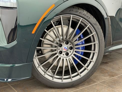 New 2026 BMW ALPINA XB7 AWD/4WD image 2