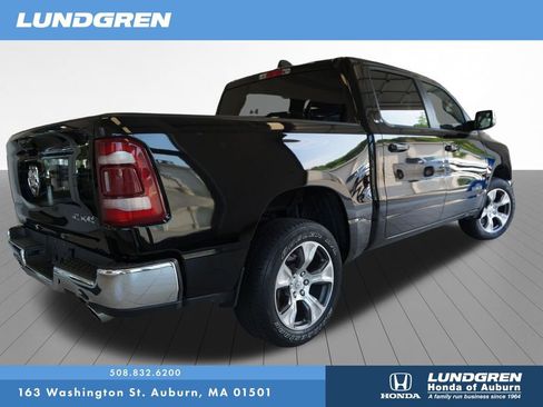 Used 2024 RAM 1500 Laramie image 9