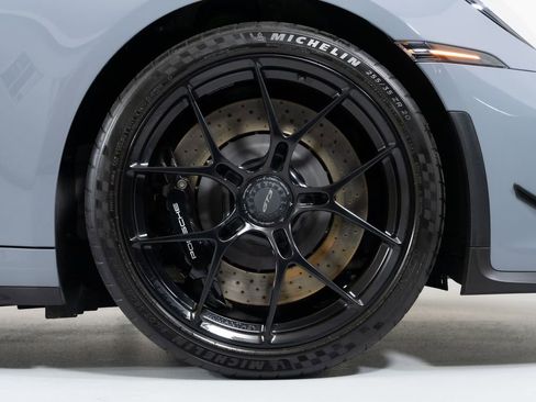 Used 2023 Porsche 911 GT3 RWD image 16
