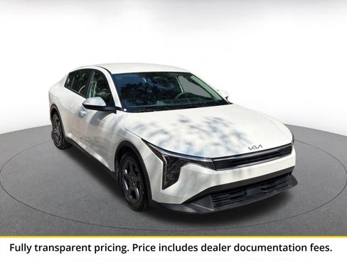 Used 2025 Kia K4 FWD image 1