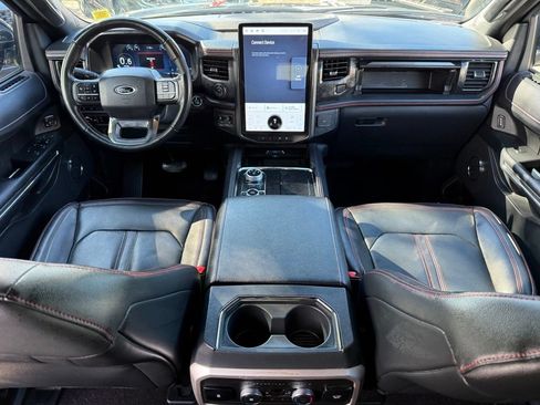 Used 2023 Ford Expedition Limited AWD/4WD image 26