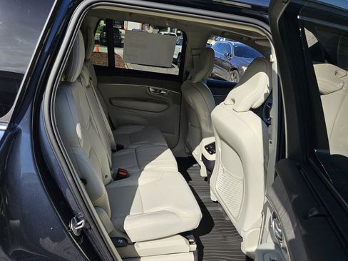 New 2026 Volvo XC90 B6 Ultra w/ Protection Package AWD/4WD image 18