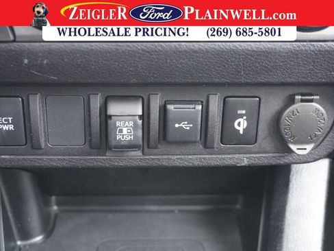 Used 2020 Toyota Tacoma TRD Sport image 18