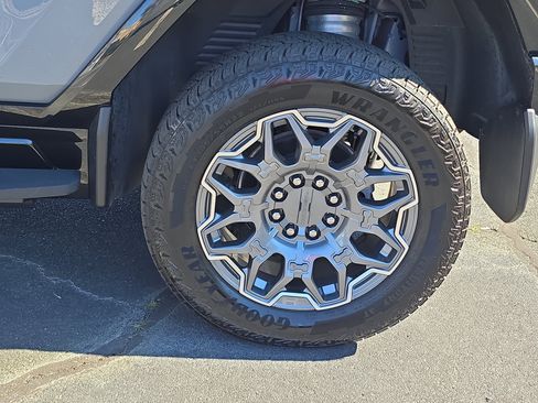 Used 2025 GMC Hummer EV 3X w/ Battery Pack, 24 Module Pack image 32