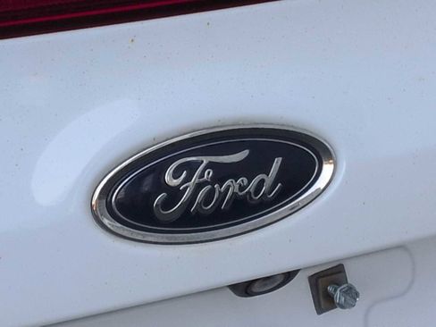 Used 2015 Ford Focus S image 12