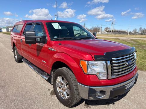 Used 2012 Ford F150 XLT w/ XTR Pkg image 5