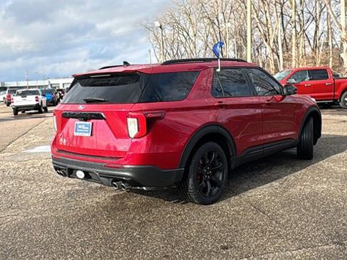 Certified 2023 Ford Explorer ST w/ Equipment Group 401A image 3