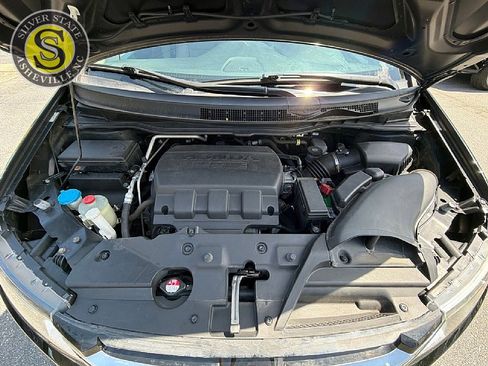 Used 2014 Honda Odyssey Touring image 36