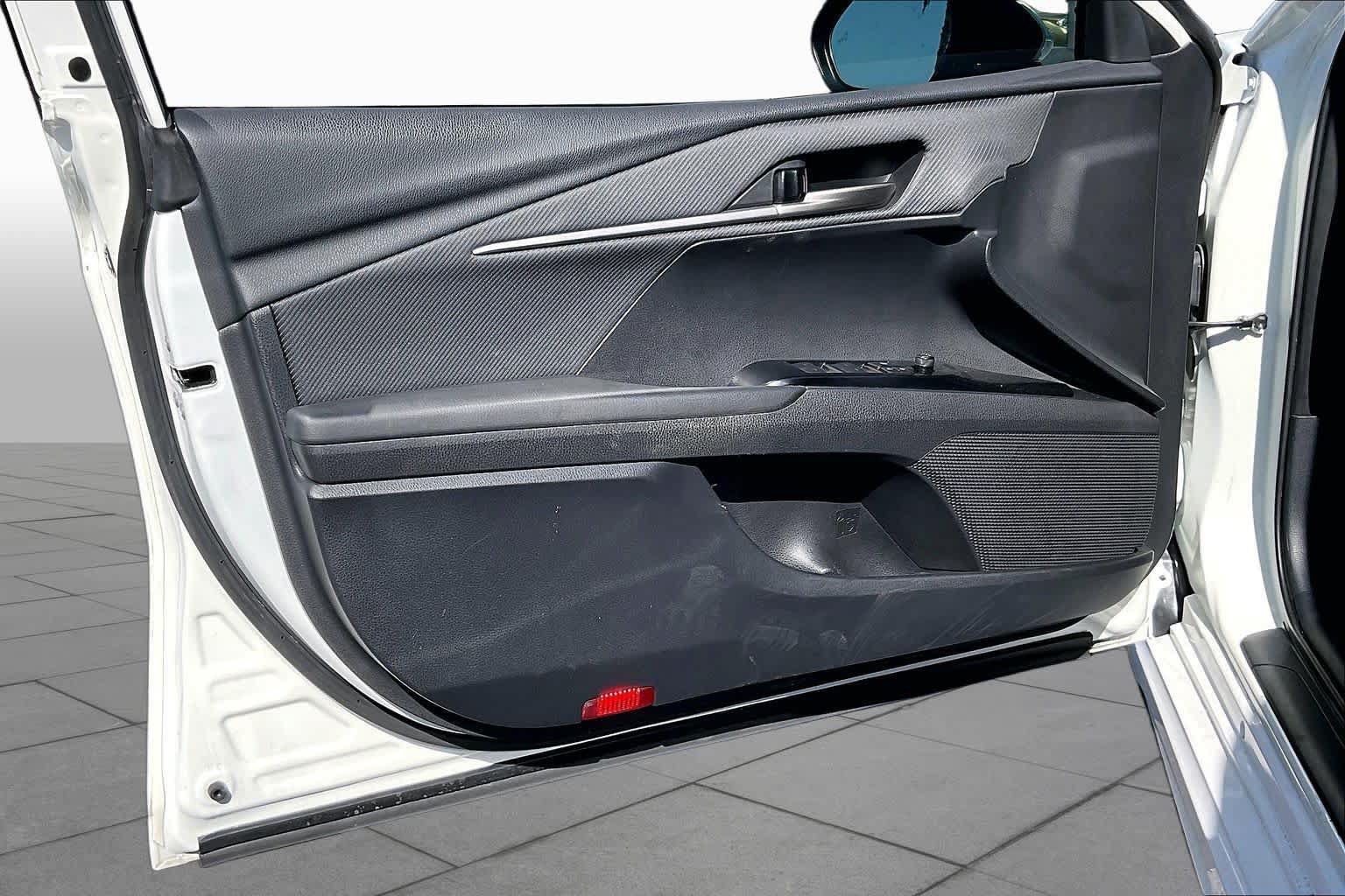 Certified 2025 Toyota Camry SE w/ Convenience Package FWD image 21