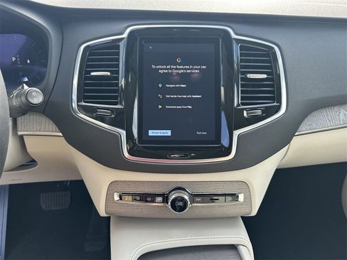 New 2025 Volvo XC90 B6 Plus w/ Protection Package Premier image 16