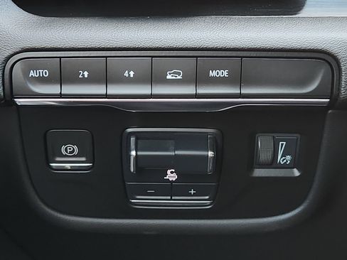 Used 2021 Cadillac Escalade Sport AWD/4WD image 25