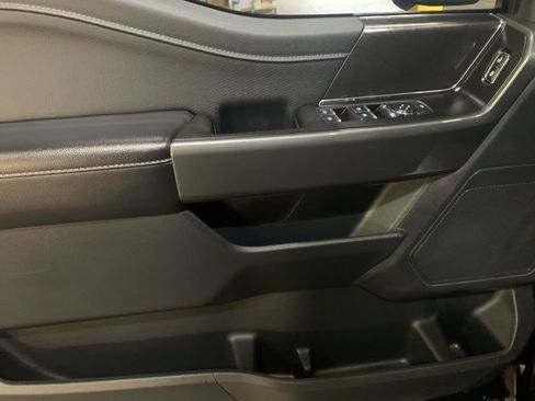 Used 2022 Ford F150 XLT w/ Equipment Group 302A High image 11