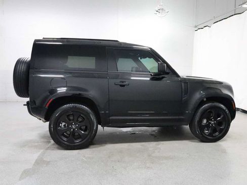 Used 2023 Land Rover Defender 90 X-Dynamic SE AWD/4WD image 10