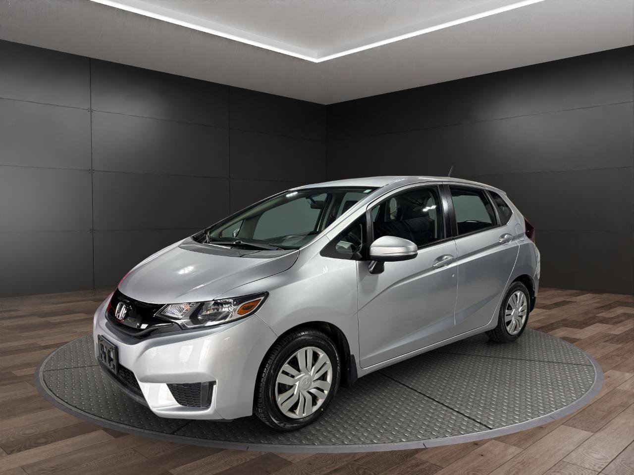 Used 2015 Honda Fit LX image 4