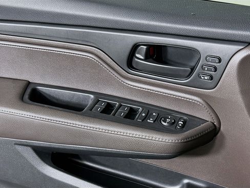 Used 2019 Honda Odyssey EX-L image 15